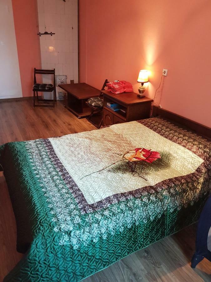 Ebu 28 Lägenhet Riga Exteriör bild